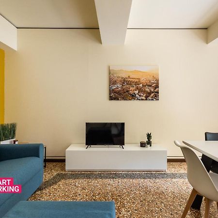 Casa Ambrosini Apartments By Wonderful Italy Bologna Bagian luar foto