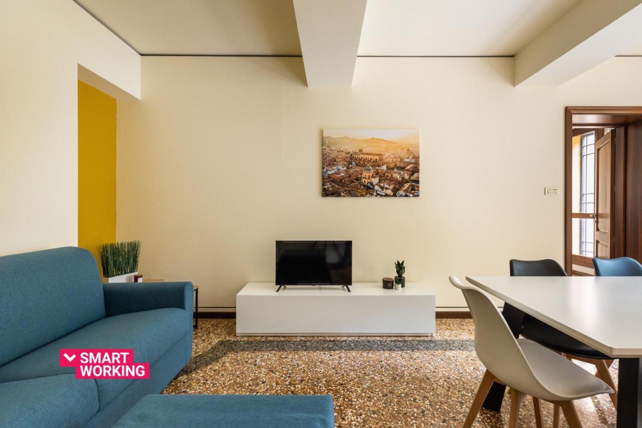 Casa Ambrosini Apartments By Wonderful Italy Bologna Bagian luar foto