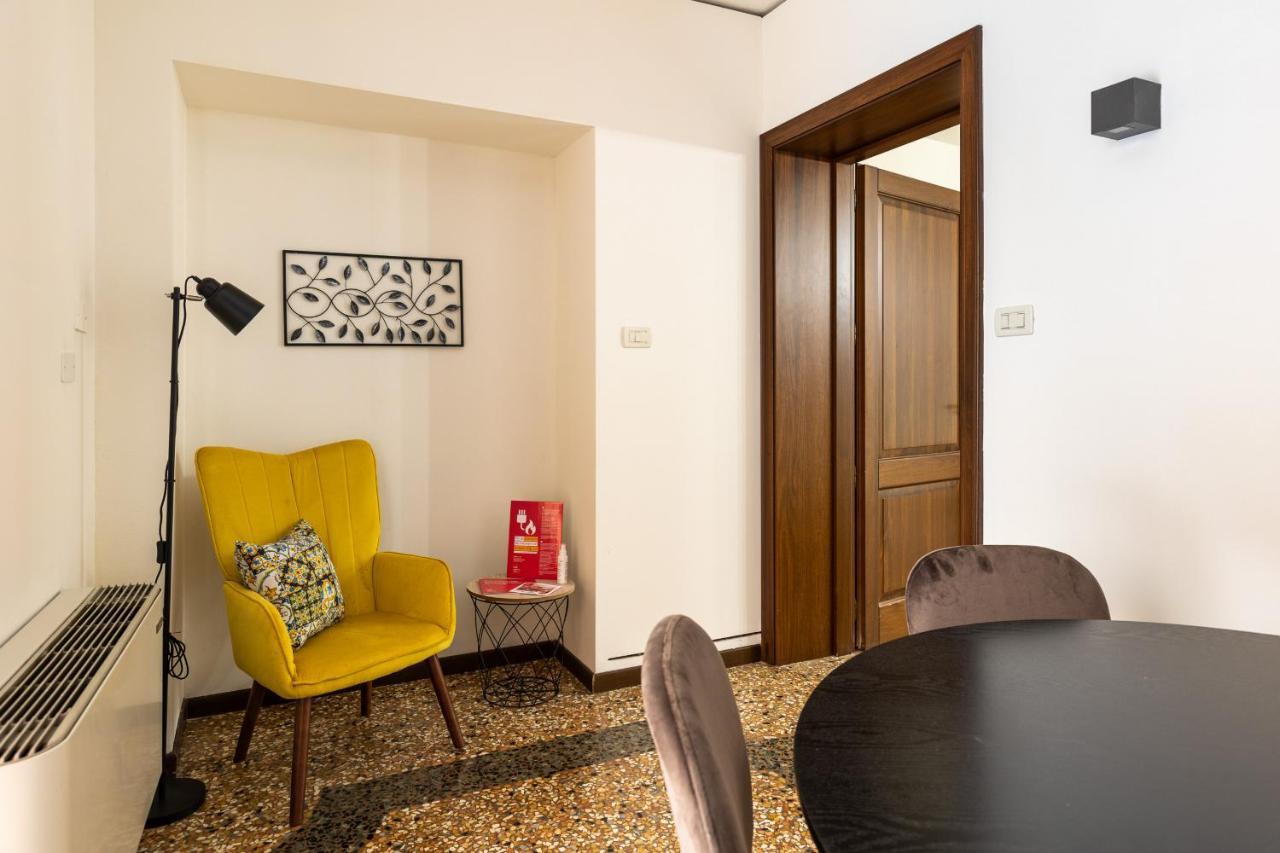 Casa Ambrosini Apartments By Wonderful Italy Bologna Bagian luar foto