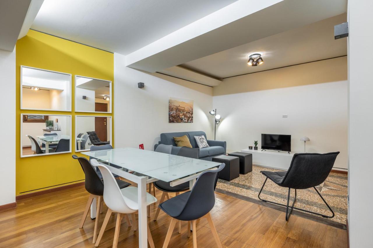 Casa Ambrosini Apartments By Wonderful Italy Bologna Bagian luar foto