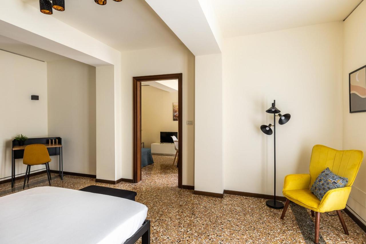 Casa Ambrosini Apartments By Wonderful Italy Bologna Bagian luar foto