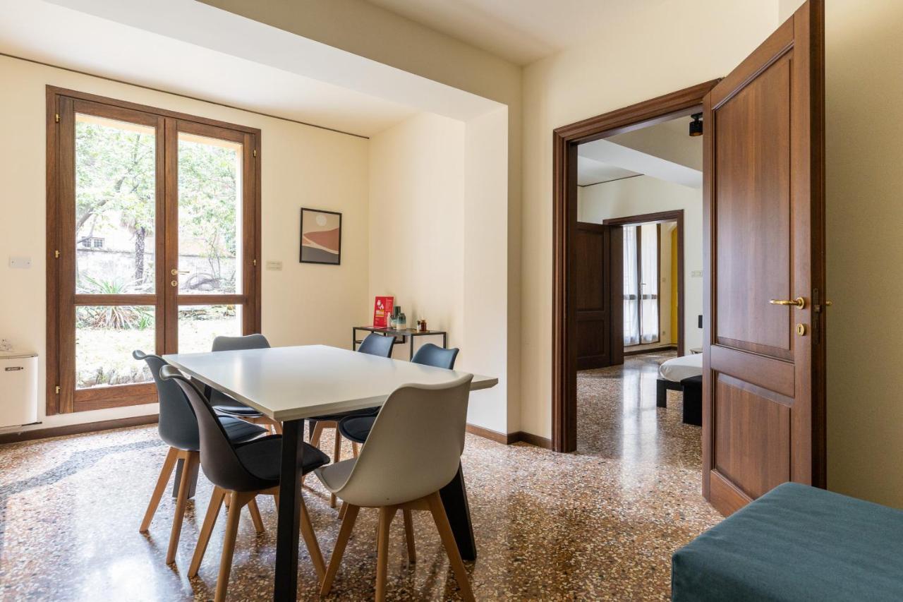 Casa Ambrosini Apartments By Wonderful Italy Bologna Bagian luar foto