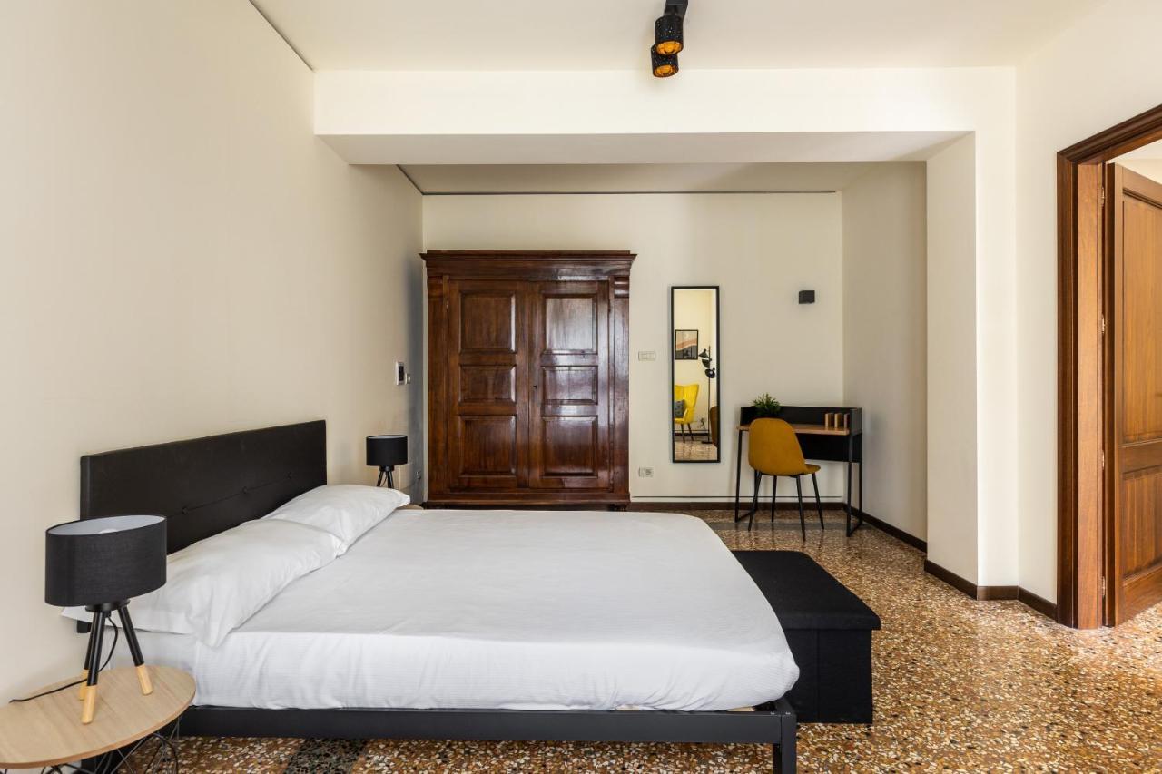 Casa Ambrosini Apartments By Wonderful Italy Bologna Bagian luar foto