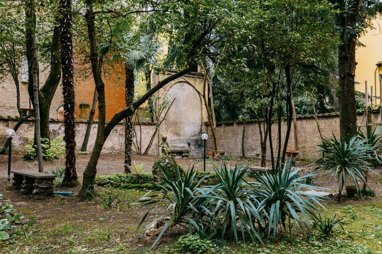 Casa Ambrosini Apartments By Wonderful Italy Bologna Bagian luar foto